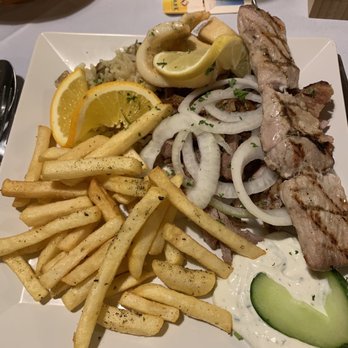 Metaxa - Mixed Souvlaki plate - Greek Near Me - Ramstein-Miesenbach, RP Metaxa - Mixed Souvlaki plate - Greek Near Me - Ramstein-Miesenbach, RP