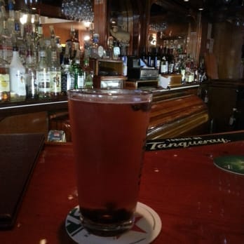 Finback Alehouse - Black Bear brewing Bluesberry Weiss - Gastropubs Near Me - Bar Harbor, Maine Finback Alehouse - Black Bear brewing Bluesberry Weiss - Gastropubs Near Me - Bar Harbor, Maine