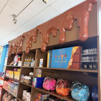 Dylan's Candy Bar - Candy Stores Near Me - Los Angeles, California