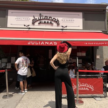 Juliana's - I can't believe there is no line - Pizza Near Me - Brooklyn, New York Juliana's - I can't believe there is no line - Pizza Near Me - Brooklyn, New York