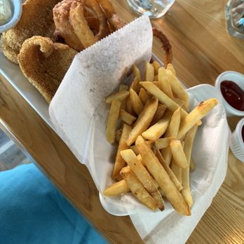 501 Main Bistro & Kitchen - Fried Catfish - New American Near Me - Belton, Missouri