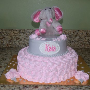 Albertsons - Baby shower cake made by Jose - Grocery Near Me - Rancho Cucamonga, California