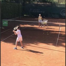 Garda Sporting Club Hotel - There tennis courts.