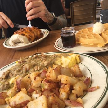 Sandy's Country Junction - Coffee & Tea Near Me - Clovis, California