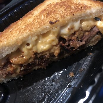 Sarcastic Swine BBQ - Mac and Cow Soon to be Famous - Barbeque Near Me - Abington, Massachusetts