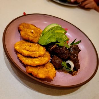 kann - Griyo Twice Cooked Pork - Caribbean Near Me - Portland, Oregon