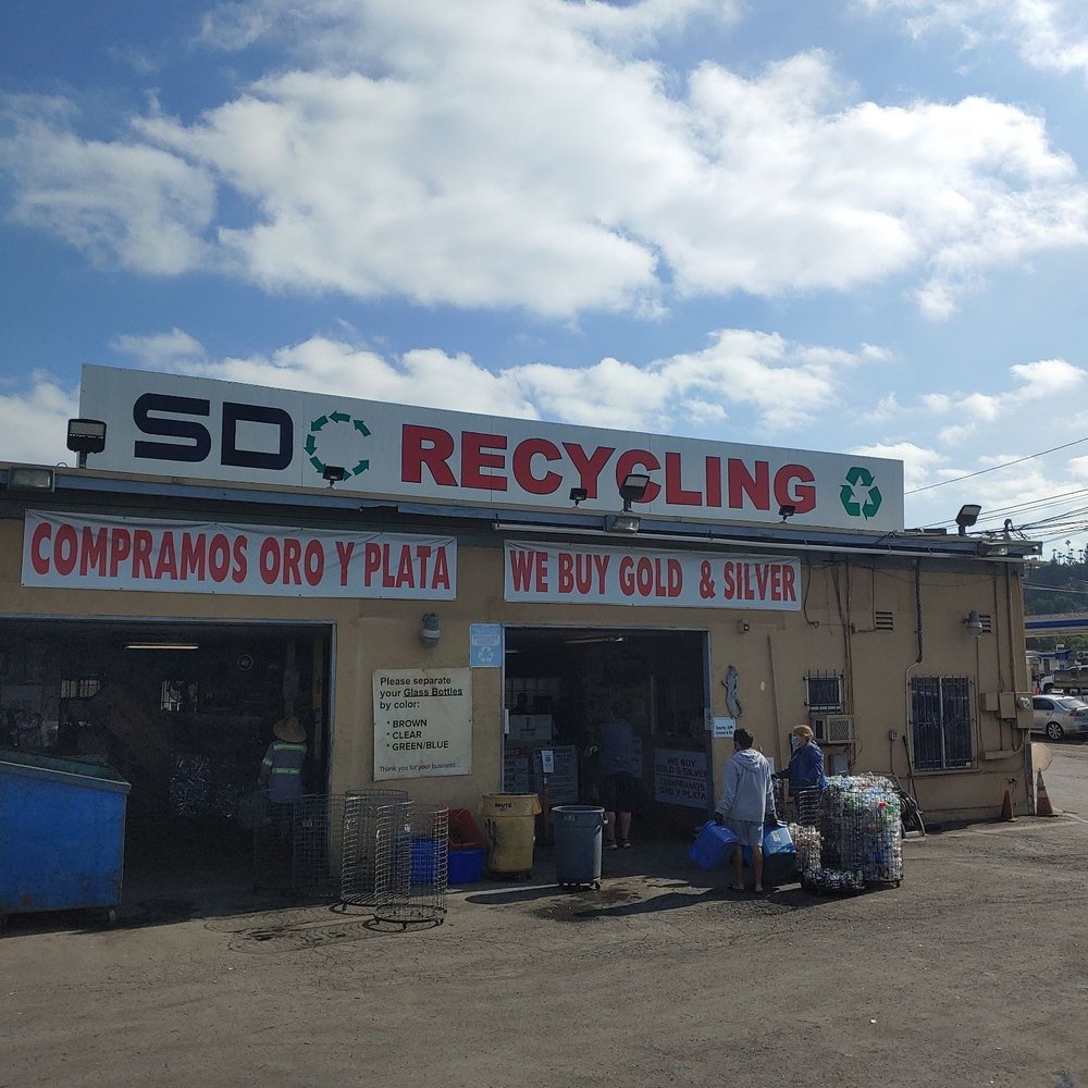 This recycling center rips people off