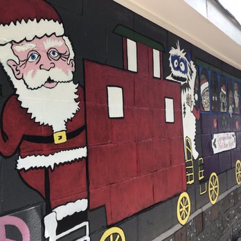 Mendon Street Kitchen - All this is to support the Annual Christmas Parade in Uxbridge!! - American Near Me - Uxbridge, Massachusetts