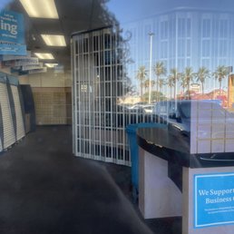 Employee ignoring me as she closes early. Employee ignoring me as she closes early.