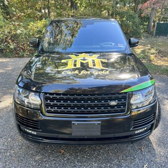 MG DeXign - Custom design and installation on Range Rover plus window perforation to allow people to see through the glass while driving. - Vehicle Wraps Near Me MG DeXign - Custom design and installation on Range Rover plus window perforation to allow people to see through the glass while driving. - Vehicle Wraps Near Me