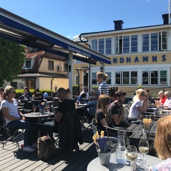 Sandhamns Värdshus AB - Outside space - Island Pub Near Me - Sandhamn, Alberta