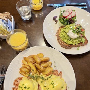 Archer Hotel New York - AKB hotel bar breakfast - Hotels Near Me - New York, New York Archer Hotel New York - AKB hotel bar breakfast - Hotels Near Me - New York, New York