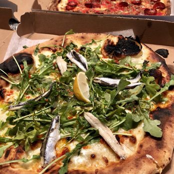 900 Degrees Pizza Truck - Food Trucks Near Me - Bridgeport, Connecticut 900 Degrees Pizza Truck - Food Trucks Near Me - Bridgeport, Connecticut
