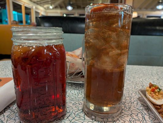 Lucille's Smokehouse Bar-B-Que by null