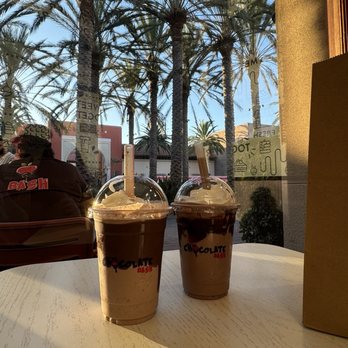 Chocolate Bash - Chocolate Shake, Ferrero Rocher Shake - Desserts Near Me - Irvine, California