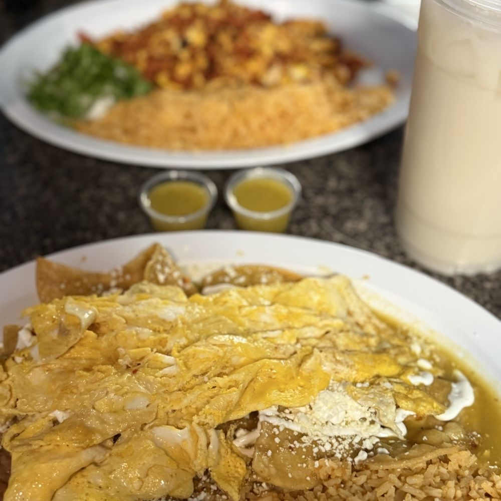 Chilaquiles verdes Chilaquiles verdes