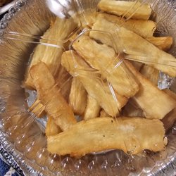 H&B New York Deli & More - Fried yuca