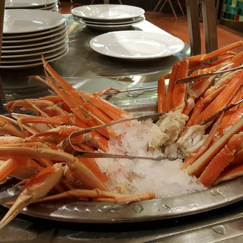 Bridge Seafood - Tanner crabs at the Starter Bar - Seafood Near Me - Anchorage, Alaska