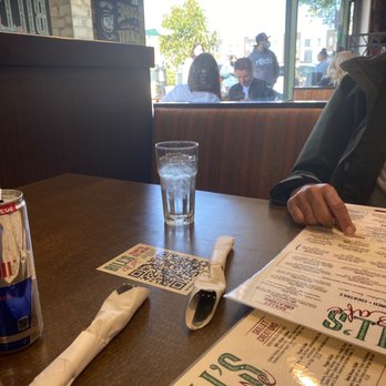 Bill's Cafe - Inside seating - Breakfast & Brunch Near Me - Fremont, California
