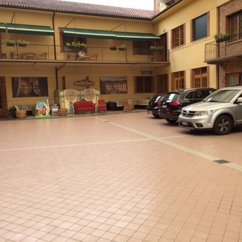 Marchesi di Barolo - Covered courtyard and parking area - Piemonte Near Me - Barolo, CN