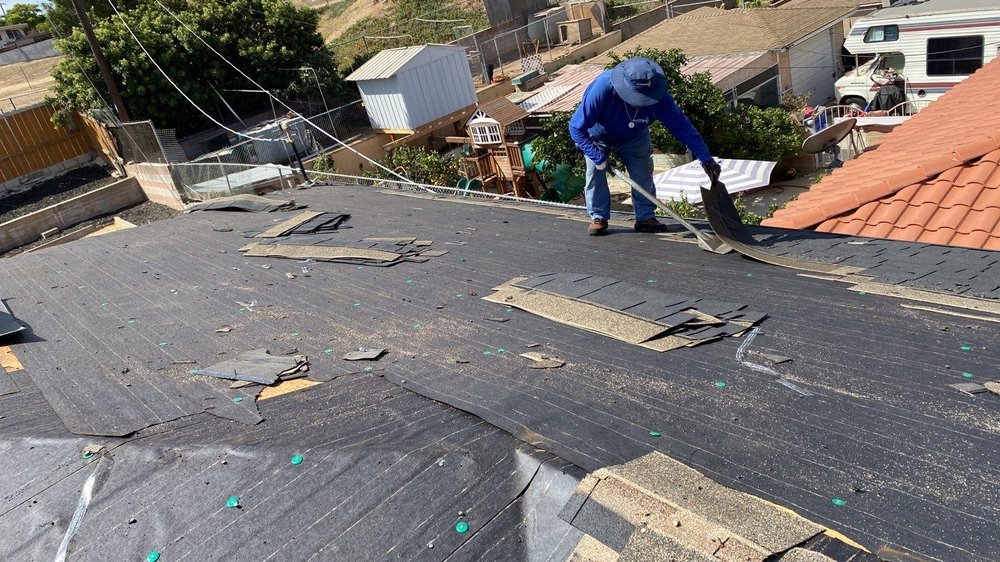 Slide of 619 Roofing