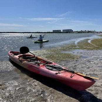 Dunedin Causeway - Kayaking, Dunedin Causeway Bridge Beach with views of Honeymoon Island & Caladesi Island - Beaches Near Me - Dunedin, Florida Dunedin Causeway - Kayaking, Dunedin Causeway Bridge Beach with views of Honeymoon Island & Caladesi Island - Beaches Near Me - Dunedin, Florida