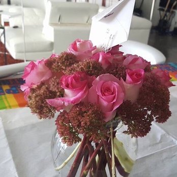Designs East Florist - The pink roses were a tremendously great value! Absolutely gorgeous & impressive for our recipient - Florists Near Me - Dallas, Texas