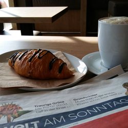 Esso - Guter Tchibo Kaffee und lecker Backwaren