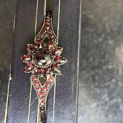 Elegant Jewelers - Beauty restored