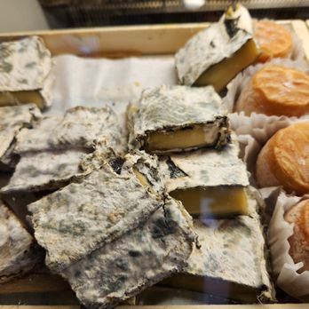 La Fromagerie Arlesienne - Arles - Cheese Shops Near Me - Arles, 13
