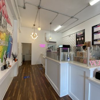 Remixx Ice Cream + Cereal Bar - Ice Cream & Frozen Yogurt Near Me - Cleveland, Ohio Remixx Ice Cream + Cereal Bar - Ice Cream & Frozen Yogurt Near Me - Cleveland, Ohio