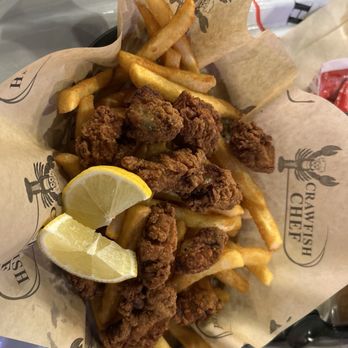 Crawfish Chef - Oysters and Fries - Seafood Near Me - Seattle, Washington