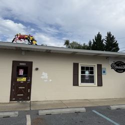 Meredith’s Good Luck Tavern