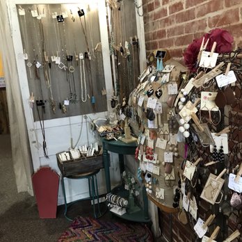 Gemini Moon Boutique - Women's Clothing Near Me - Midlothian, Texas