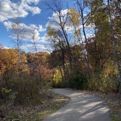 Lilydale Park - Paved trails