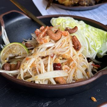 Som Boon Thai Kitchen - Thai Near Me - Houston, Texas