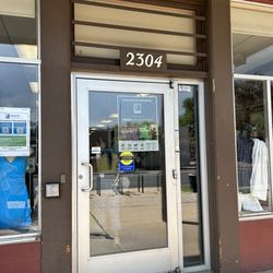 Goodwill Retail Center - Front door