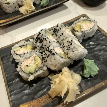 Umi Sushi - California roll - Sushi Bars Near Me - Jacksonville, Oregon
