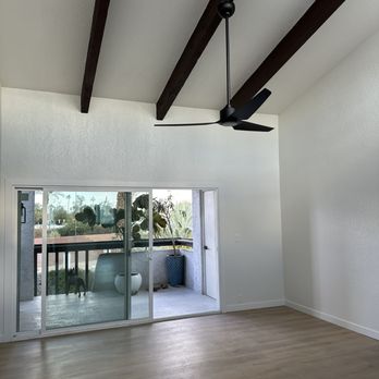 EK HomeBuilders - Living room and patio - General Contractors Near Me EK HomeBuilders - Living room and patio - General Contractors Near Me