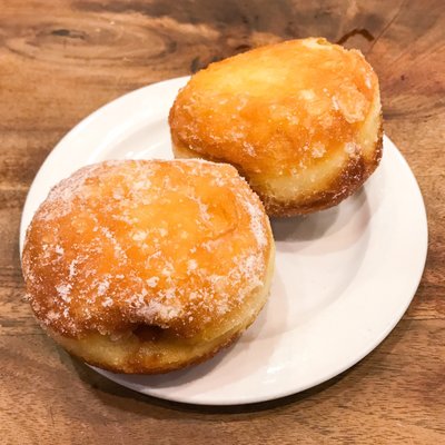 Photo of Arlequin Cafe & Food To Go - San Francisco, CA, US. Apple and Vanilla Bean Doughnuts. #DustinEatsSF