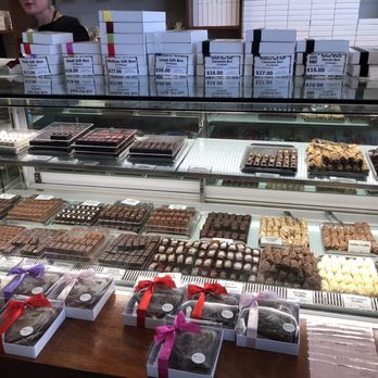 Bohemein Fresh Chocolates - Case of chocolate - Chocolatiers & Shops Near Me - Auckland, AUK Bohemein Fresh Chocolates - Case of chocolate - Chocolatiers & Shops Near Me - Auckland, AUK