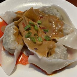 20. Wonton Szechuan Style (6 Pieces) 20. Wonton Szechuan Style (6 Pieces)