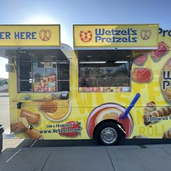 Wetzel Pretzel - Food truck