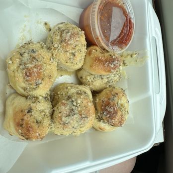 Arianna's Pizza - Garlic knots. - Chicken Wings Near Me - Ocala, Florida Arianna's Pizza - Garlic knots. - Chicken Wings Near Me - Ocala, Florida