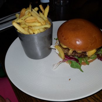 The Bull - The burger was very good - British Near Me - London, XGL The Bull - The burger was very good - British Near Me - London, XGL