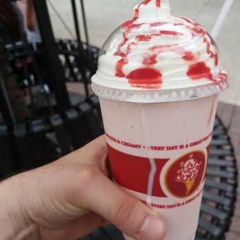 Cold Stone Creamery - A strawberry shake. - Ice Cream & Frozen Yogurt Near Me - Newport, Kentucky