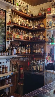 Old Kentucky Bourbon Bar by null