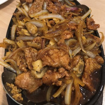 Hot Wok Cafe - Black Pepper Sizzling Plate 鐵板黑椒牛 - Chinese Near Me - Northridge, California Hot Wok Cafe - Black Pepper Sizzling Plate 鐵板黑椒牛 - Chinese Near Me - Northridge, California