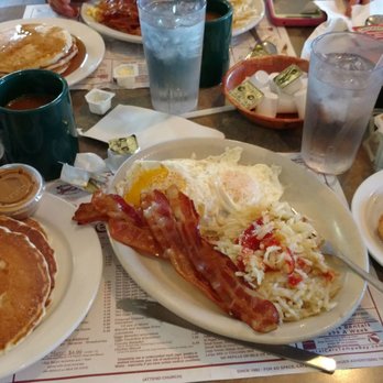 Doe Doe's Diner - Breakfast & Brunch Near Me - Saint Petersburg, Florida Doe Doe's Diner - Breakfast & Brunch Near Me - Saint Petersburg, Florida
