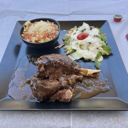 Mister Greek - Lamb in a thyme and honey sauce.